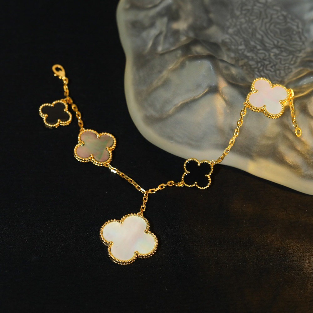 Van Cleef & Arpels Bracelet